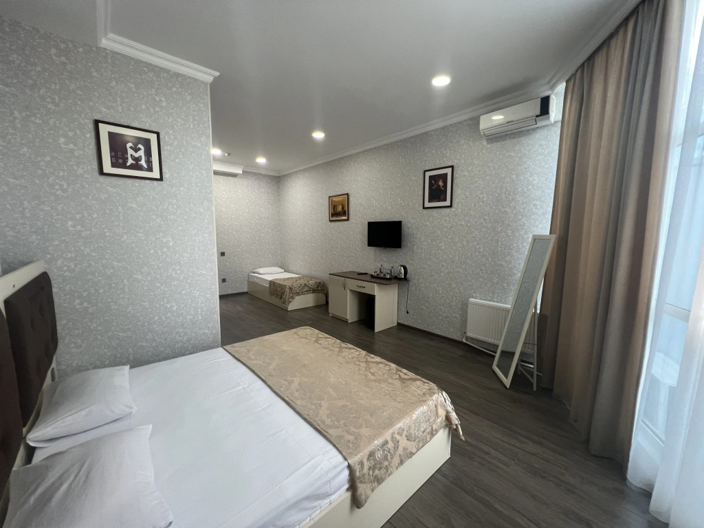 Bulvar Inn Hotel