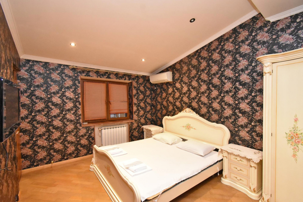 Апартаменты RentInnYerevan 1 Mher Mkrtchyan Street