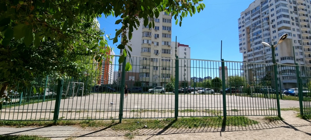 Апартаменты в южном районе с видом на город пляж рядом