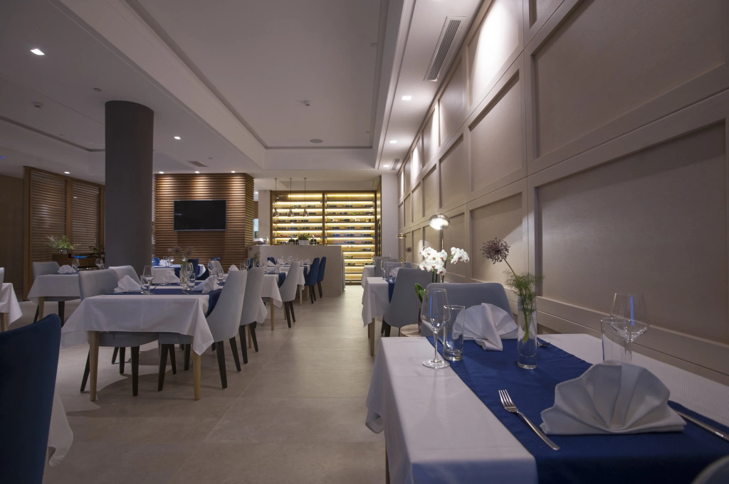 Hotel Riva by Aycon