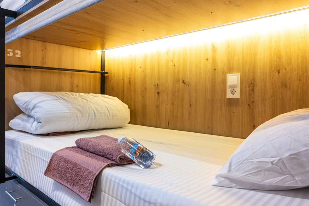 M&DHost Hostel
