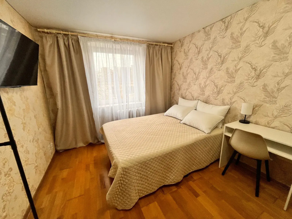 Квартира Трехкомнатная на Пирогова 1