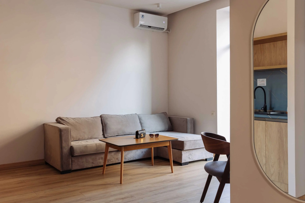 Apartment KeyGo #0049 is the key to the center of Yerevan