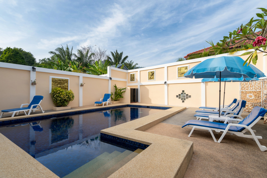 Spacious 3BR Family Villa with Private Pool Villa