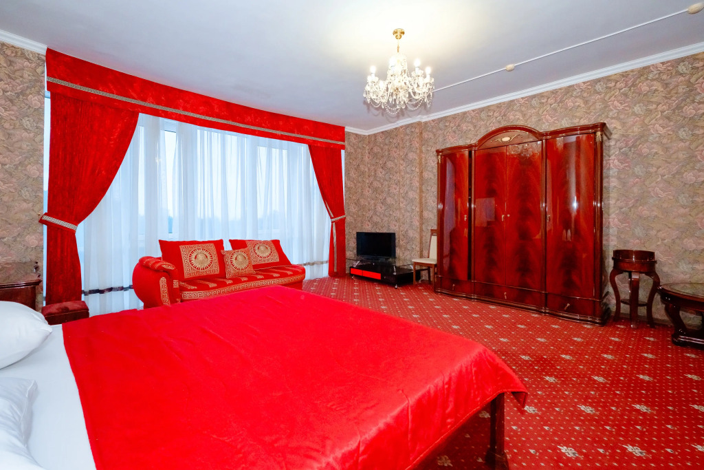 Отель Кипарис