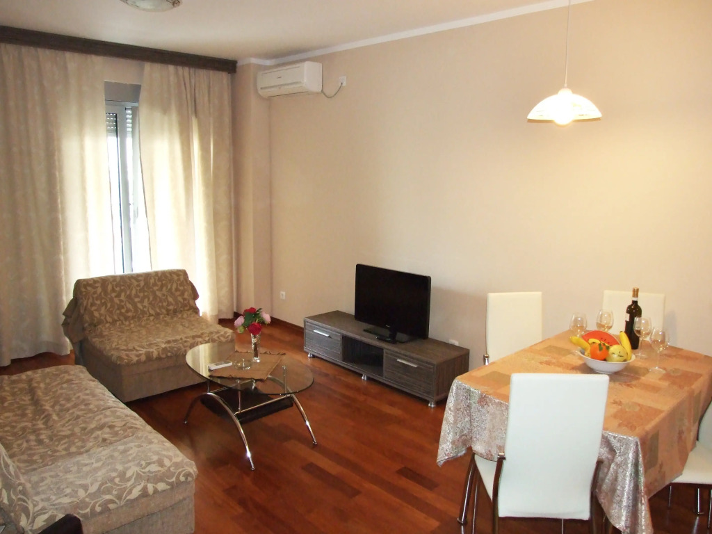 Beachfront Apartments Oaza 2