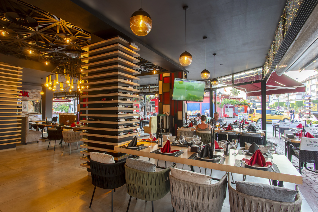 Aslan Corner Hotel