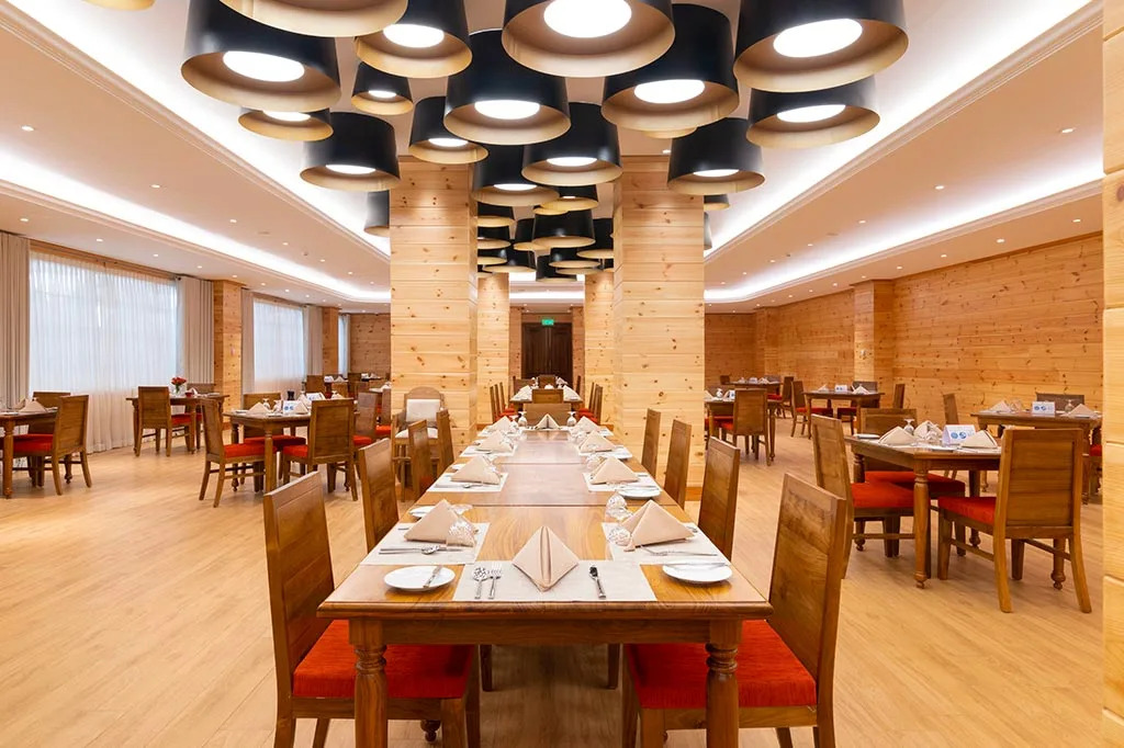 Отель Hotel Araliya Red -Nuwara Eliya