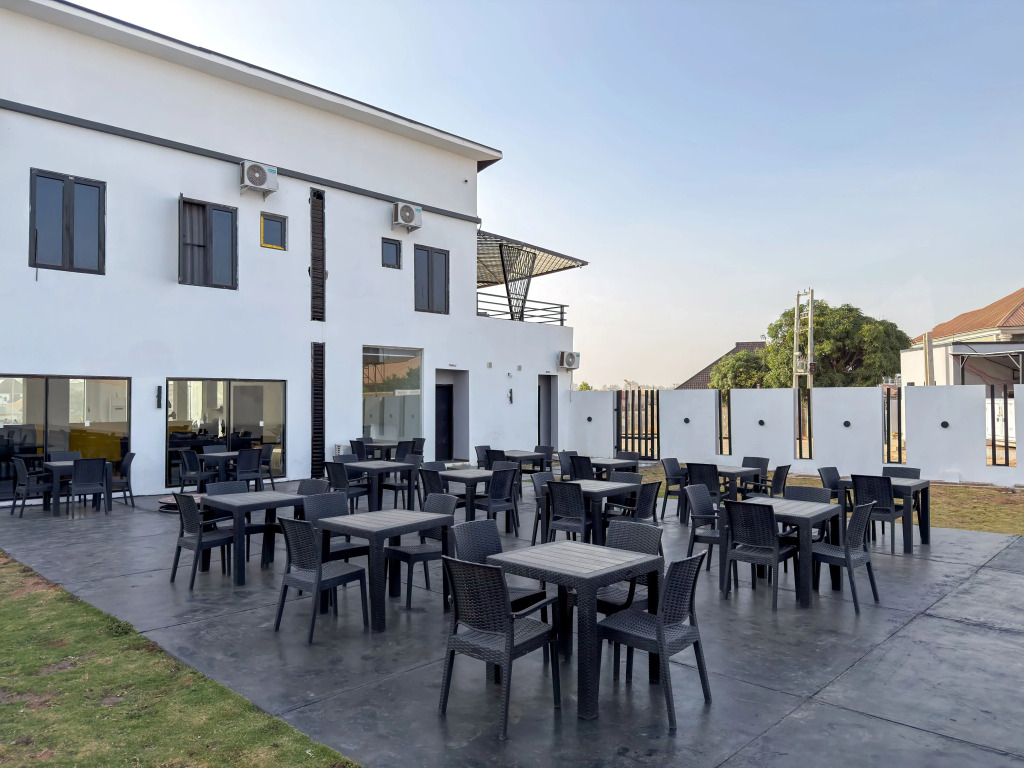 Peregrine Hotel Jos