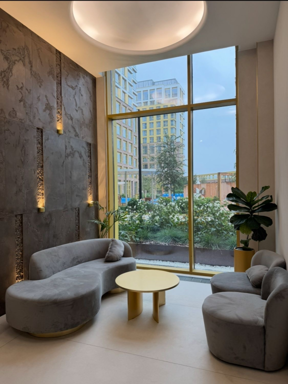 Stilnye Apartamenty S Balkonom Flat