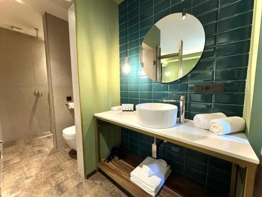 Отель Design Hotel & Private Spa - Tbilisi Edition