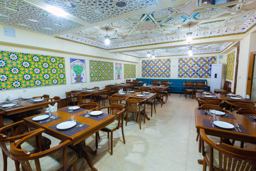 Hotel Iman