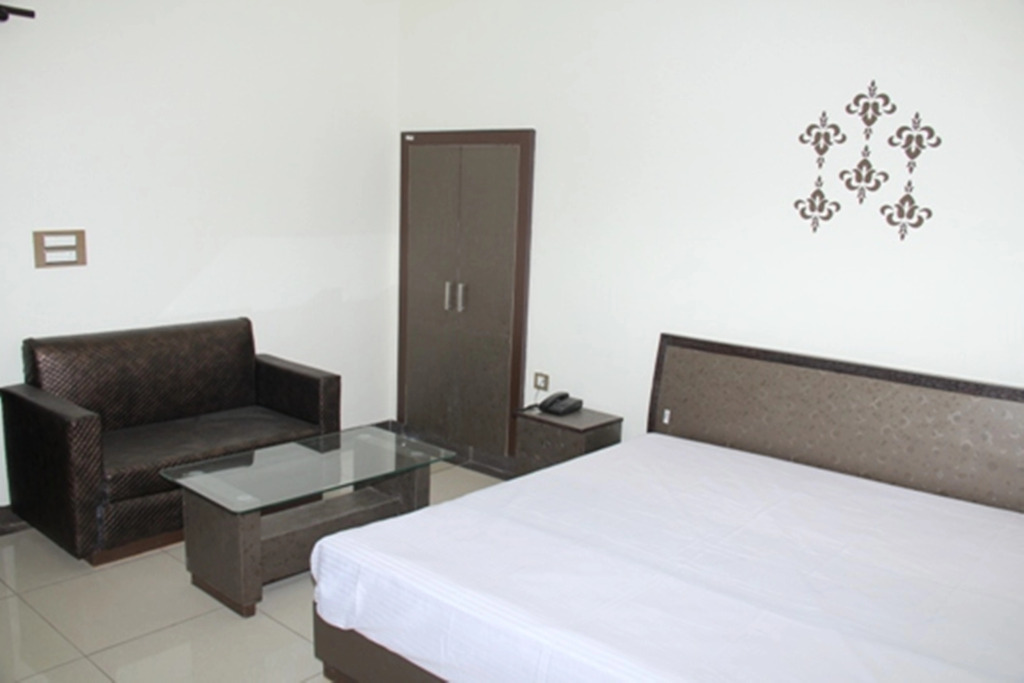 Hotel Sukoon