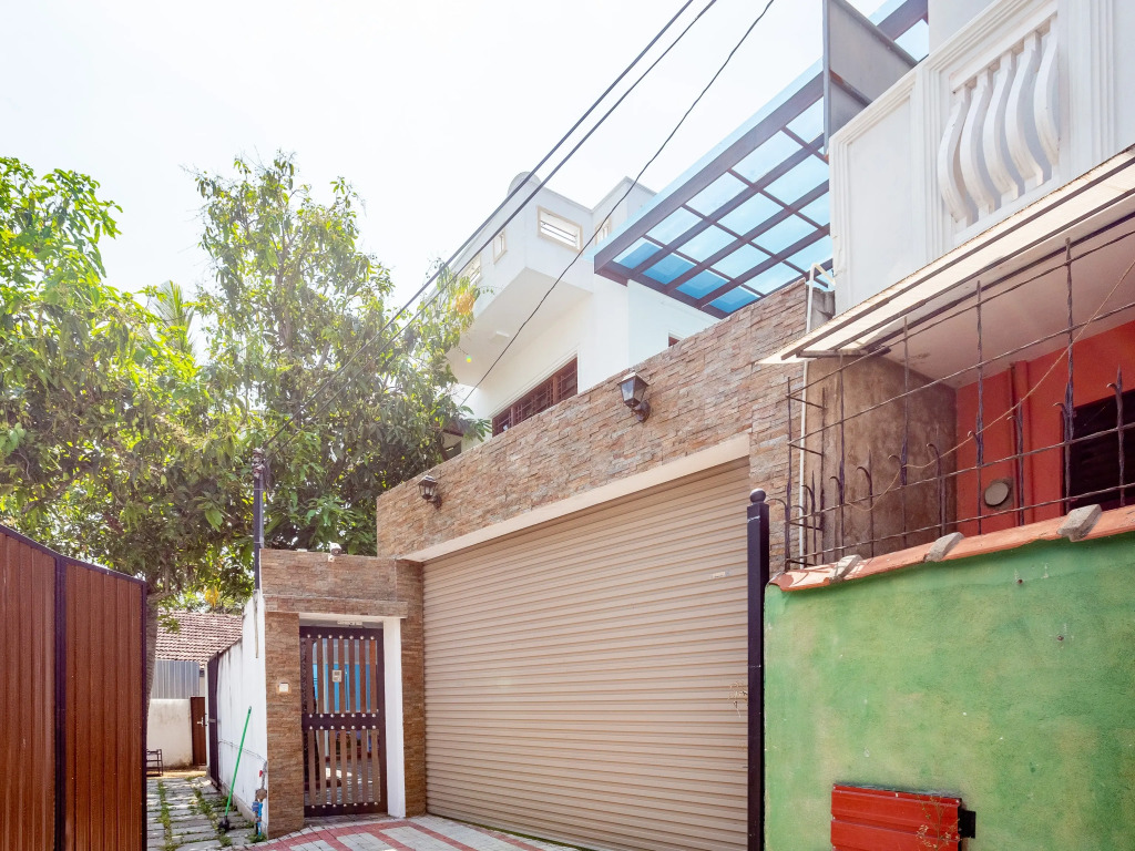 Отель Yoho Villa Safari Colombo