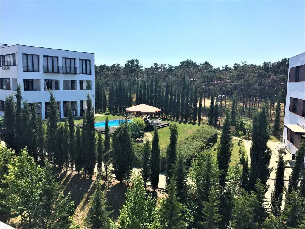 Provans Apartments