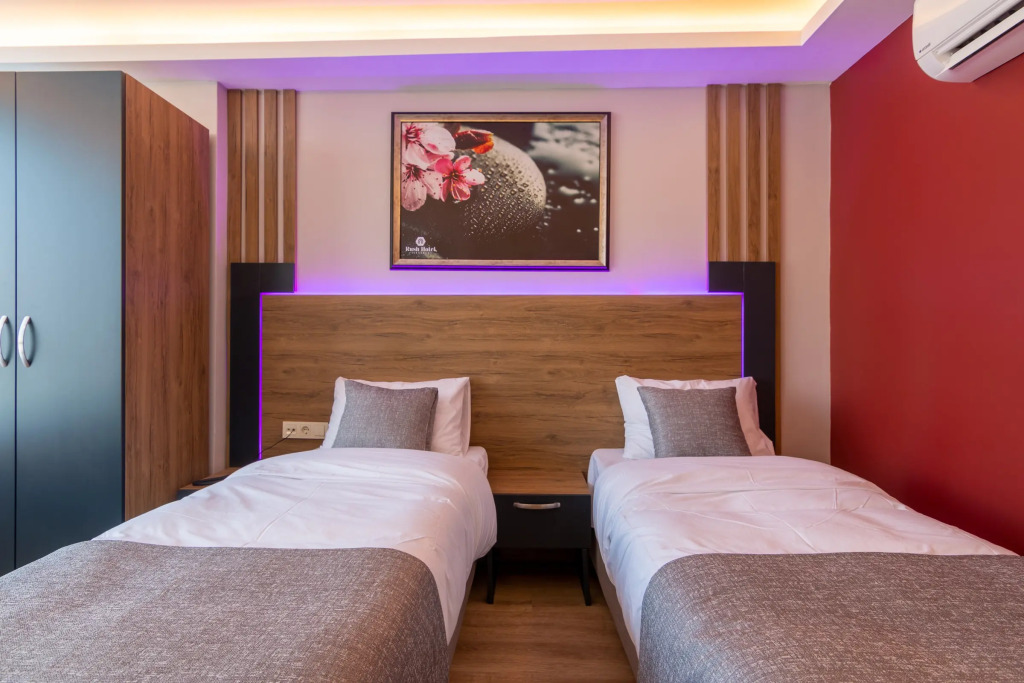 RUSH HOTEL İSTANBUL