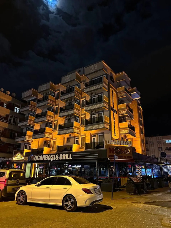 Aslan Corner Hotel