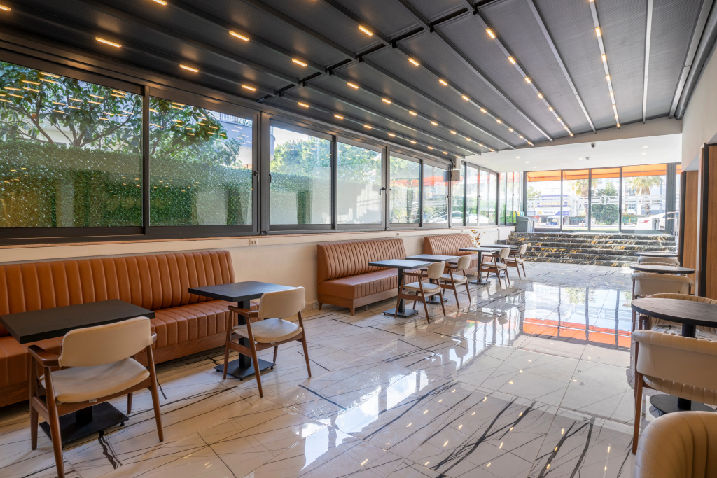 IRENIC HOTEL