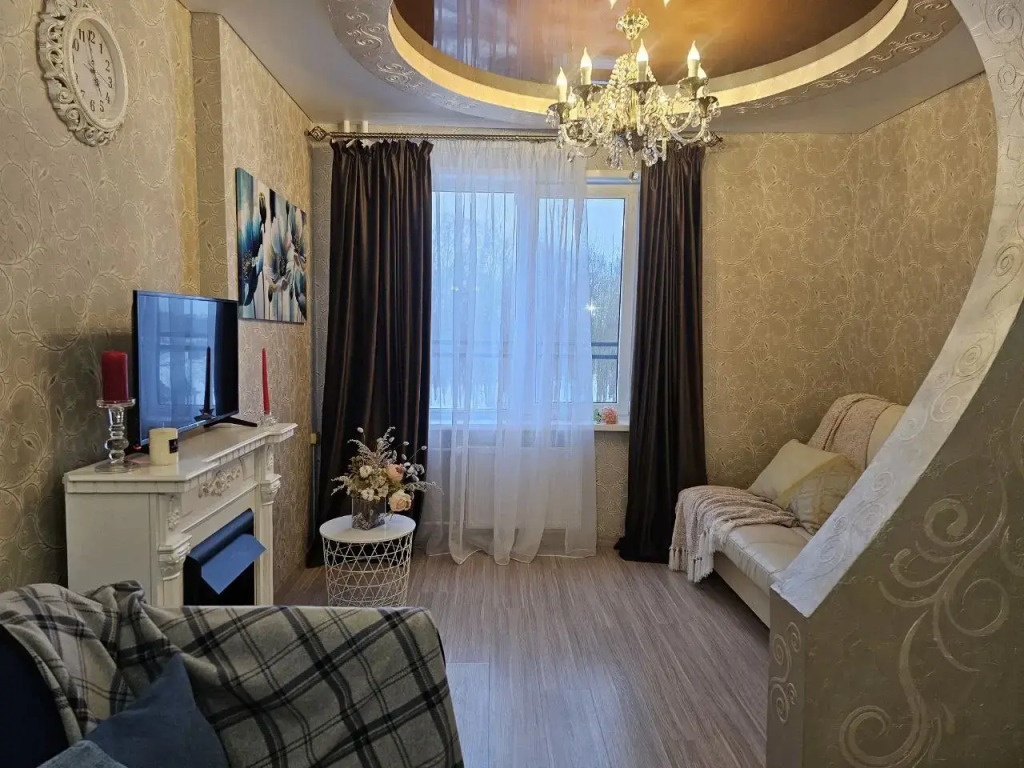 Shikarnaya, Klassicheskaya Flat