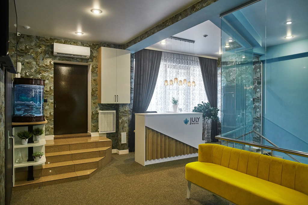 Отель July Hotel