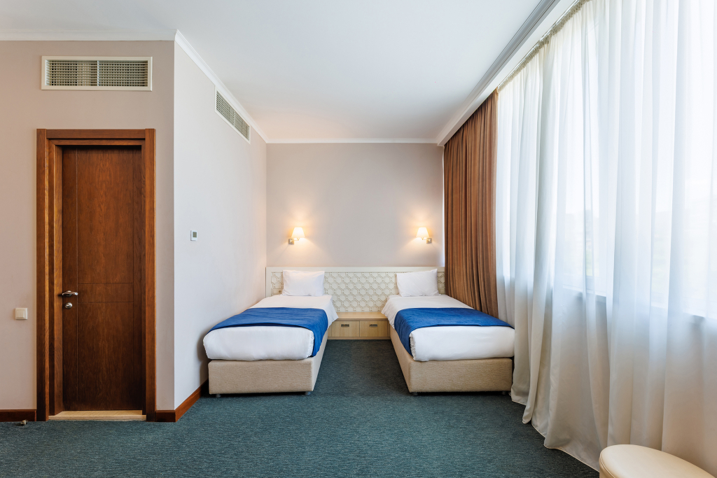 Cruise Hotel