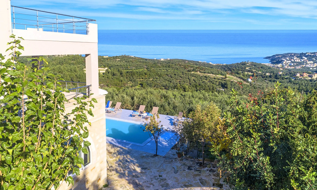 Вилла Cretan Family Villa Heated Pool