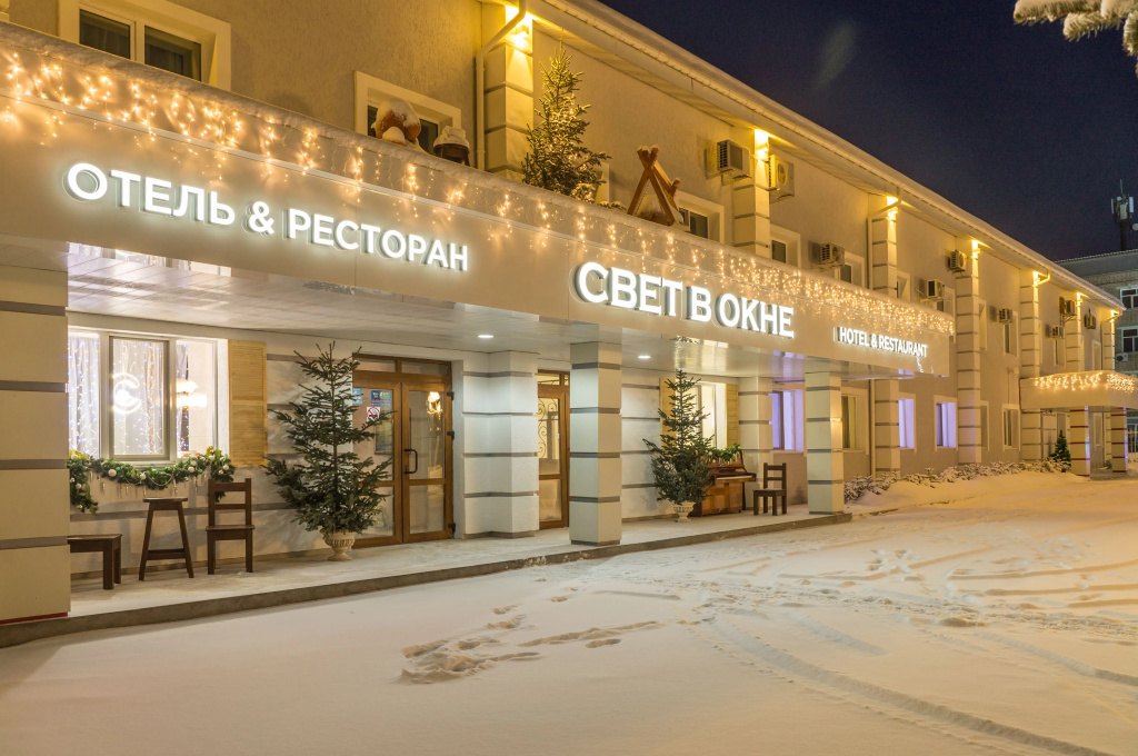 Свет в окне