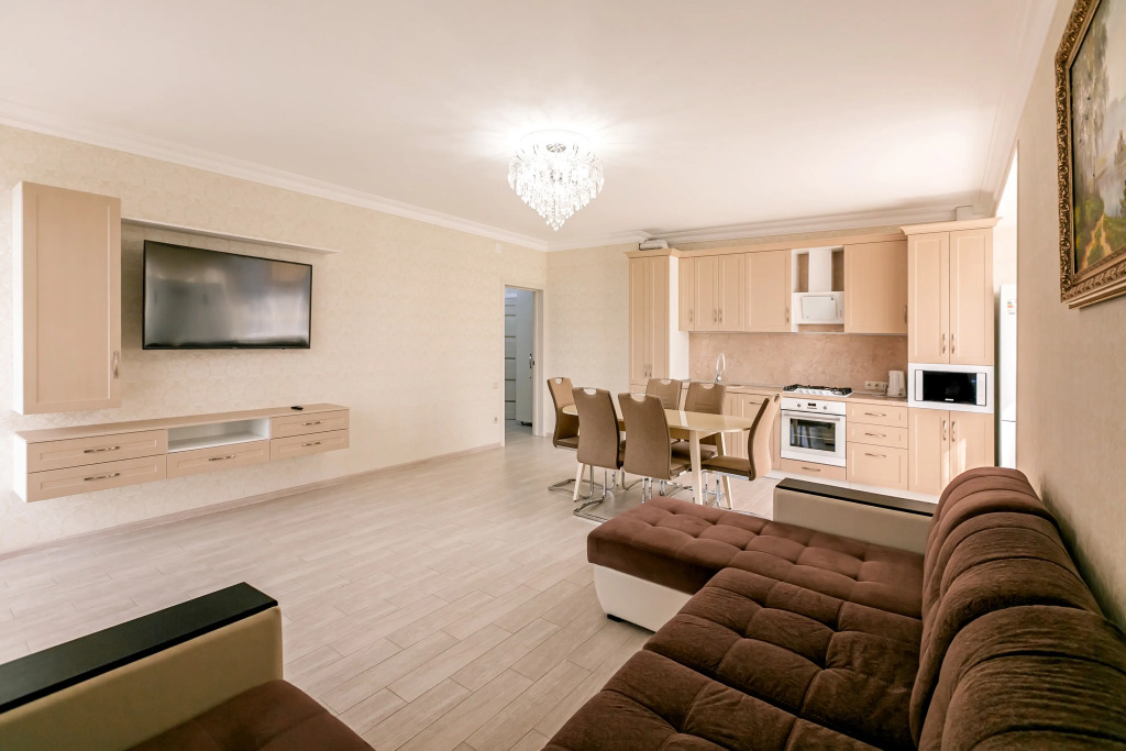 Elitnye Apartamenty Iriny Savelyevoy - Park - "krasnoye Solnyshko" - Parkovka