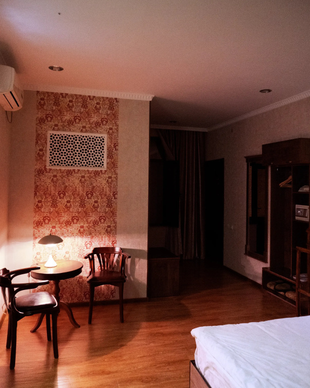 Omar Khayyam Hotel