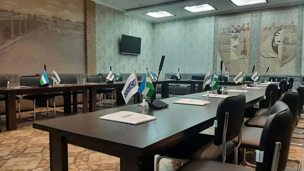 Гостиница Нахшаб