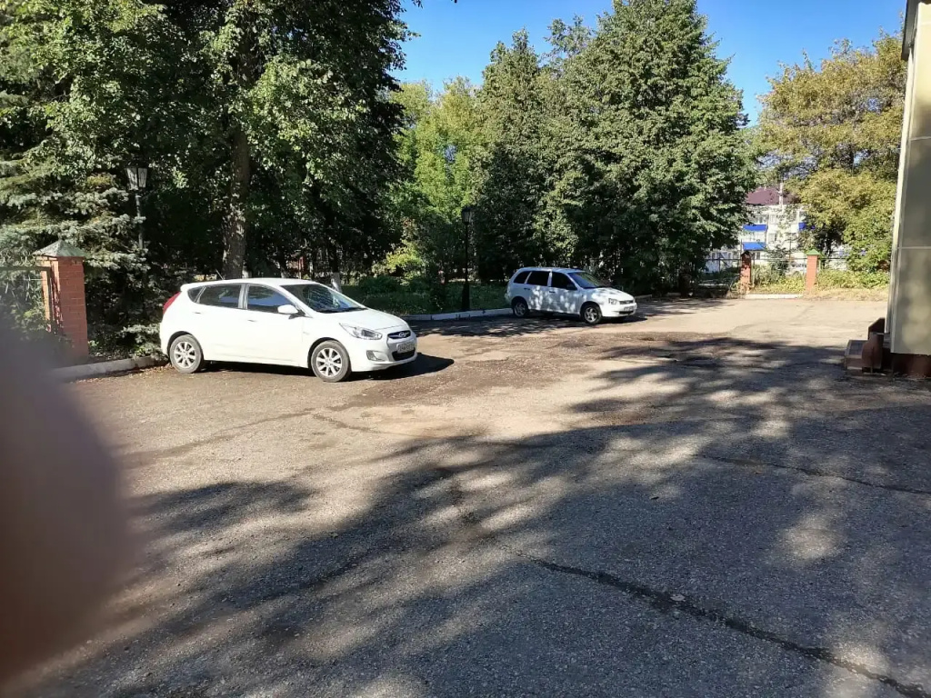 Гостиница Нефтяник