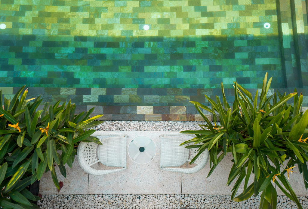 White Boutique Hotel and Restaurant