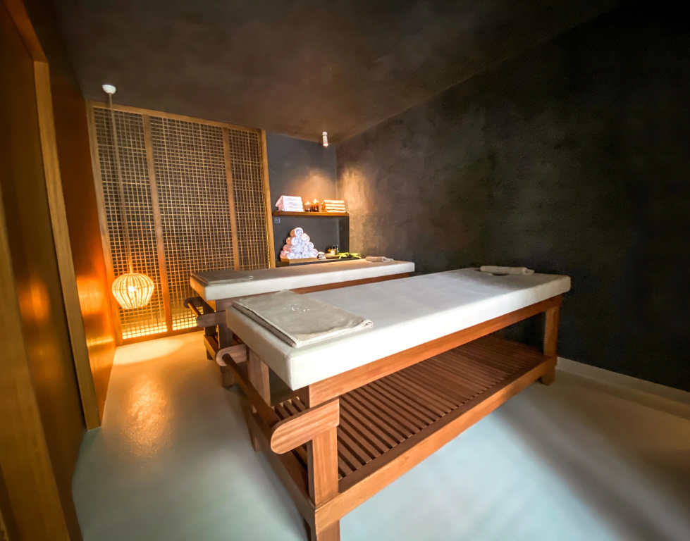 Pilos Suites