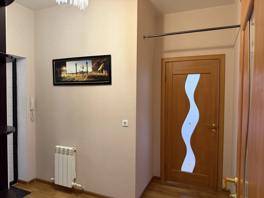 Квартира 203 однокомнатная с кондиционером в центре