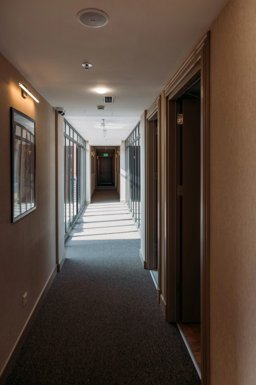 Hotel Monday by DNT Group