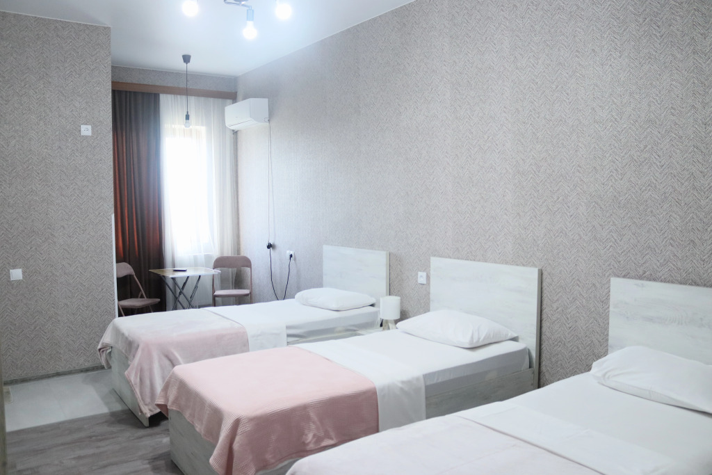 Трёхместный номер Comfort с видом на город