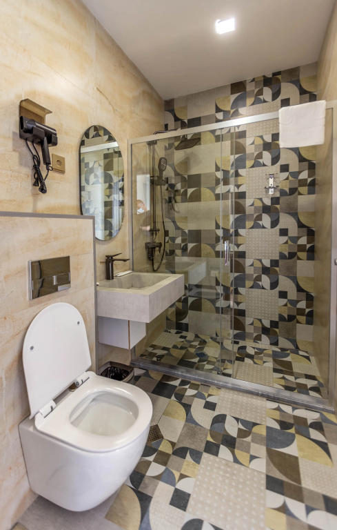 Old Money Boutique Hotel