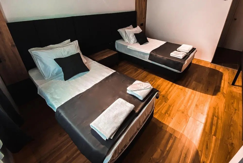 Tepe Hotel