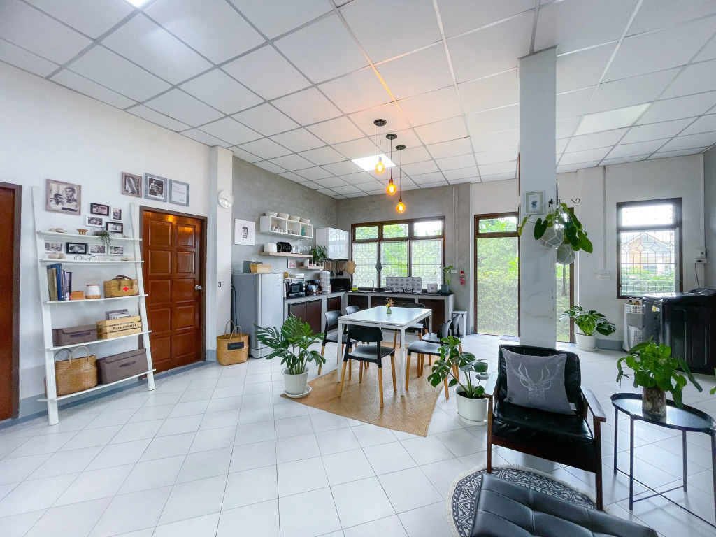 Гостевой дом Silpasom ARTstay Suratthani