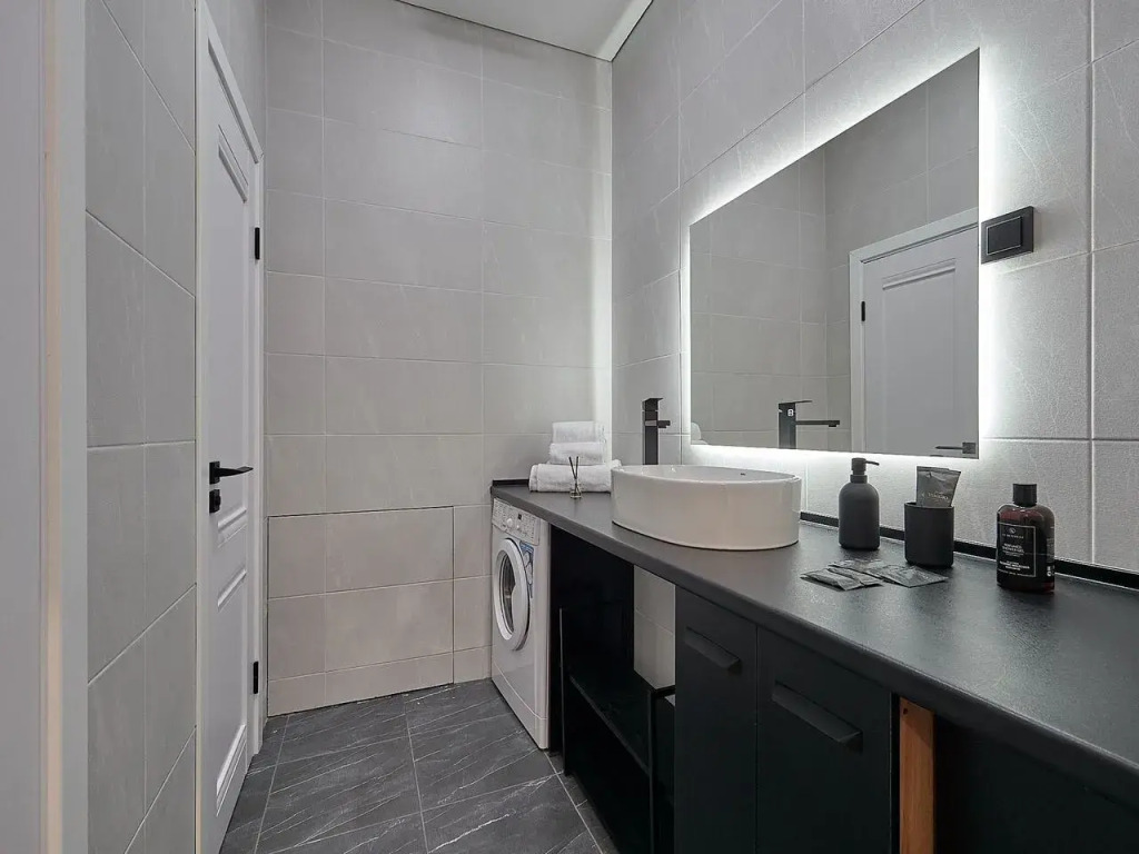 Квартира Mооn hоuse четырехкомнатная 123 м²