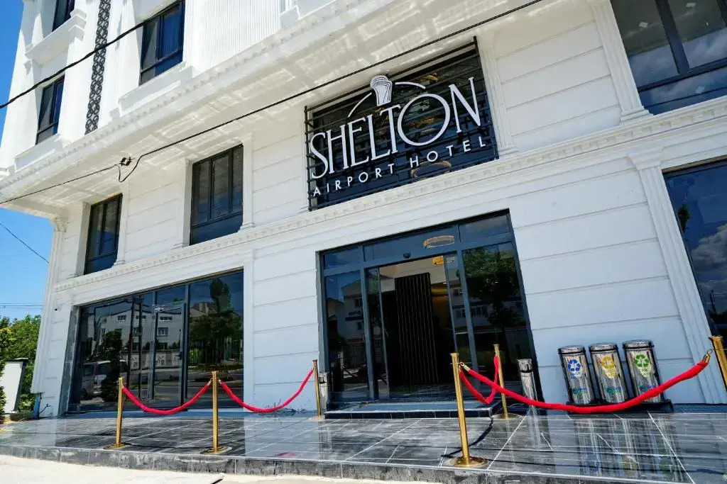 Shelton Airport Hotel