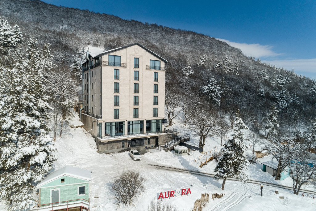 Aurora Resort Tsaghkadzor, By One