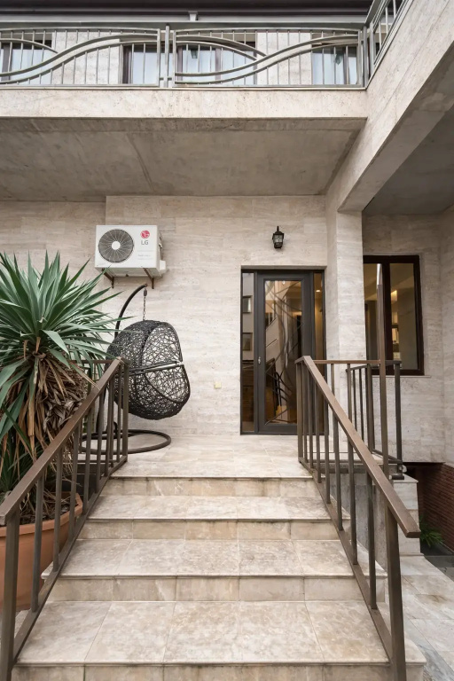 Отель Urban nest old Tbilisi