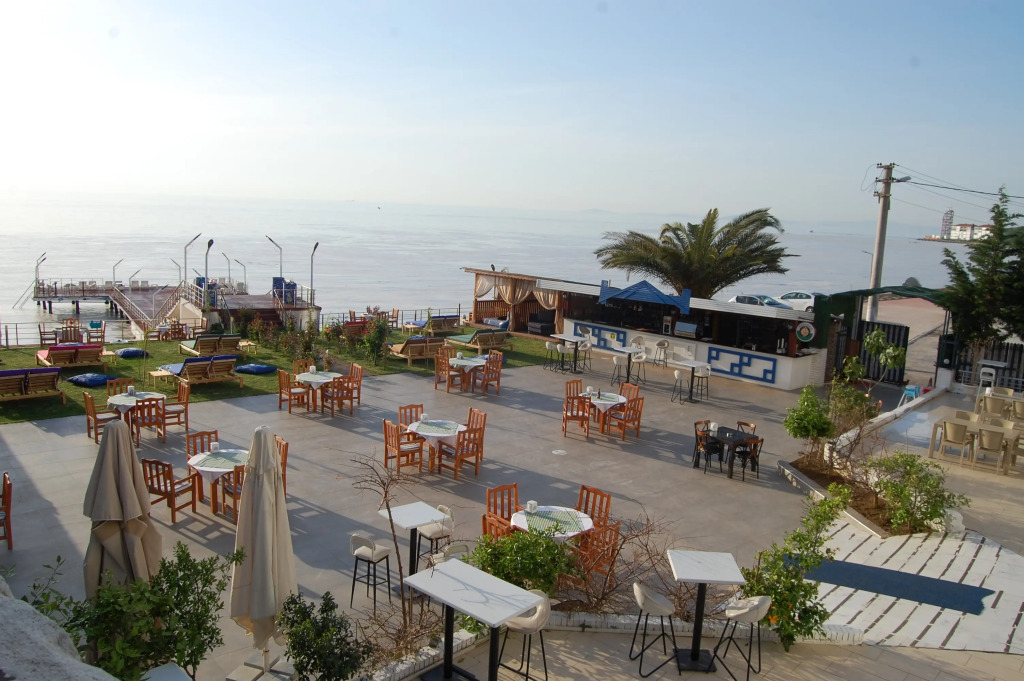 Grand Koru Hotel Beach