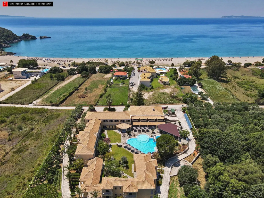 Отель Karavostasi Beach