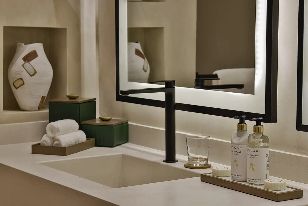 Katara Hills Doha, Lxr Hotels & Resorts