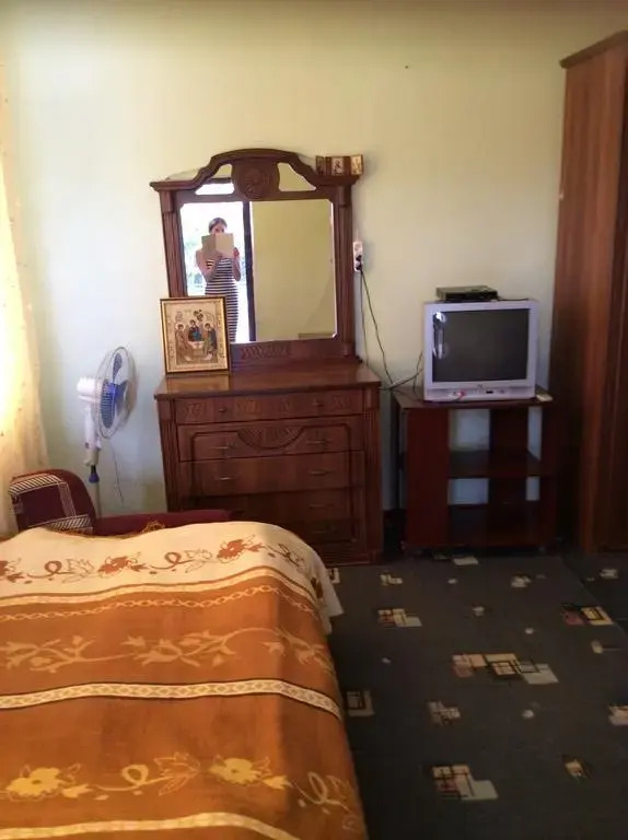 V Kingi Guest House