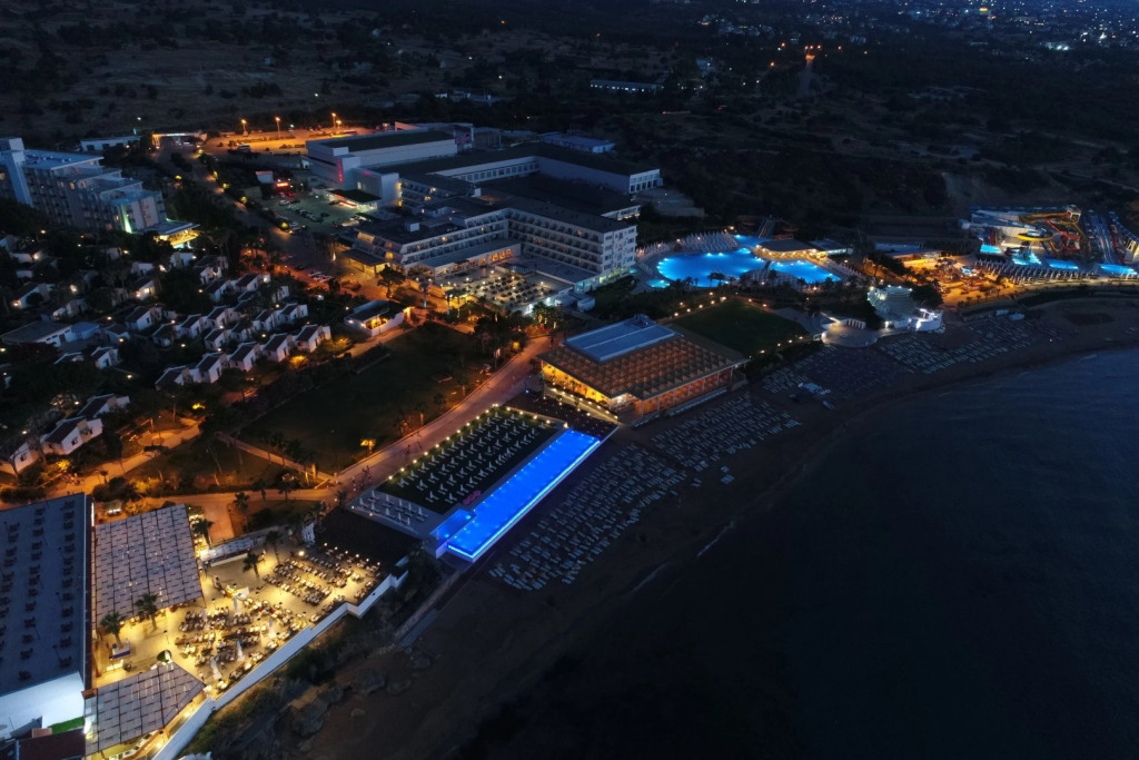 Acapulco Resort Convention SPA Hotel