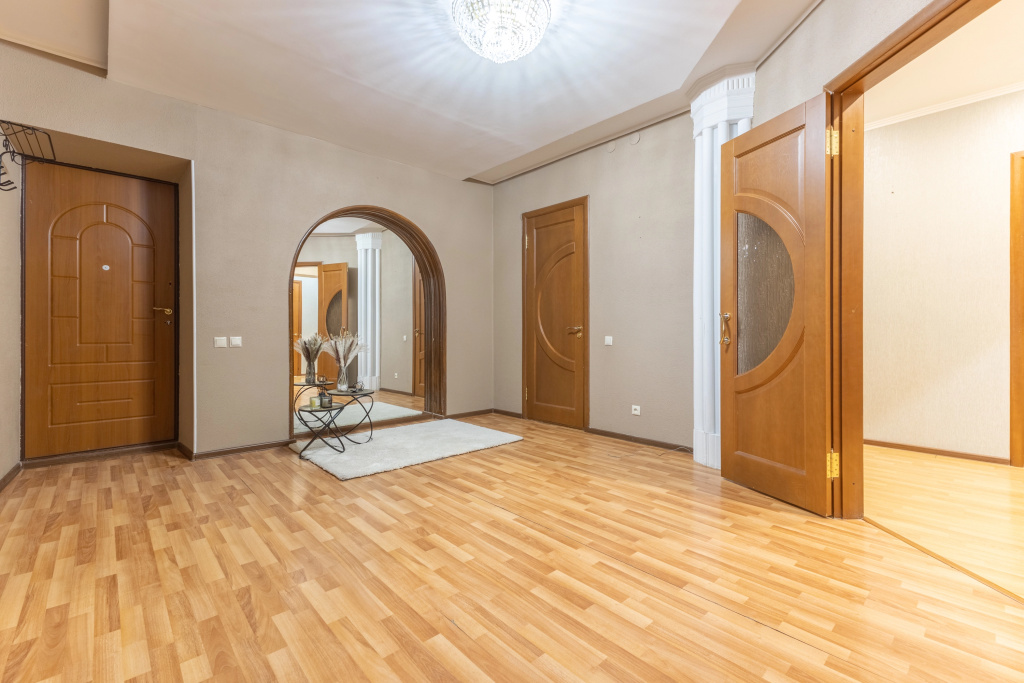 Апартаменты Comfort Home c Сауной на Япеева 19 для 14 гостей