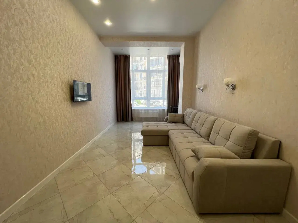 Trekhkomnatnaya Krymskaya 22 Flat
